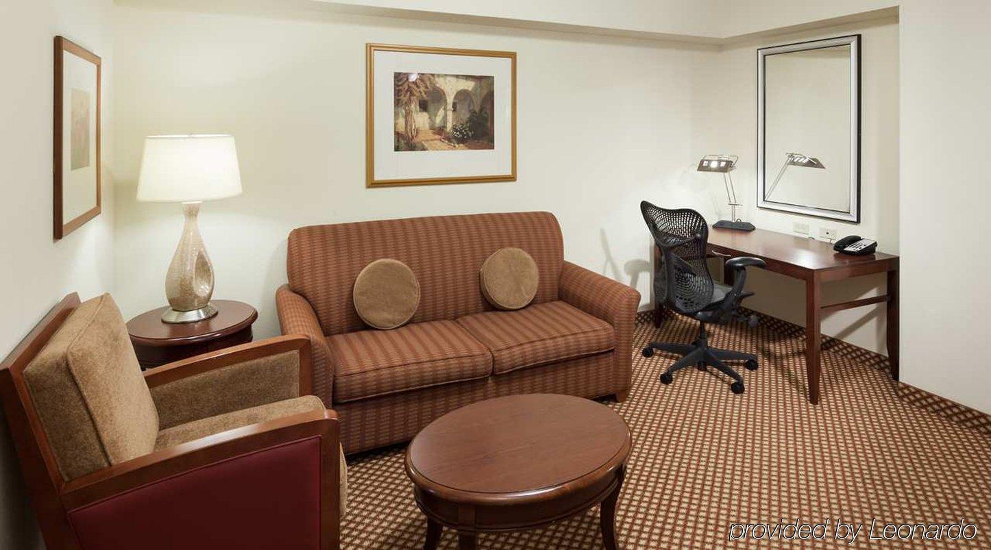 Hilton Garden Inn Frisco Dış mekan fotoğraf